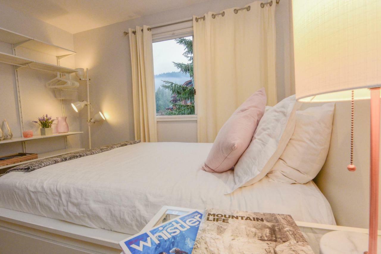 Newly Renovated Whistler Studio Exteriör bild
